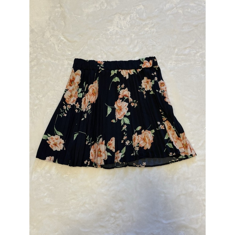 SHEIN Navy Blue Floral Pleated Mini Skirt Elastic Waist Size Large L 8/10